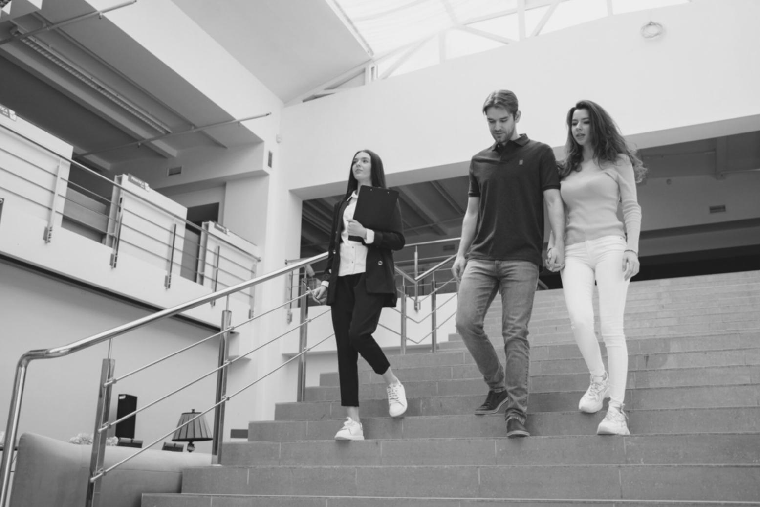Studenti při výuce investičních strategií